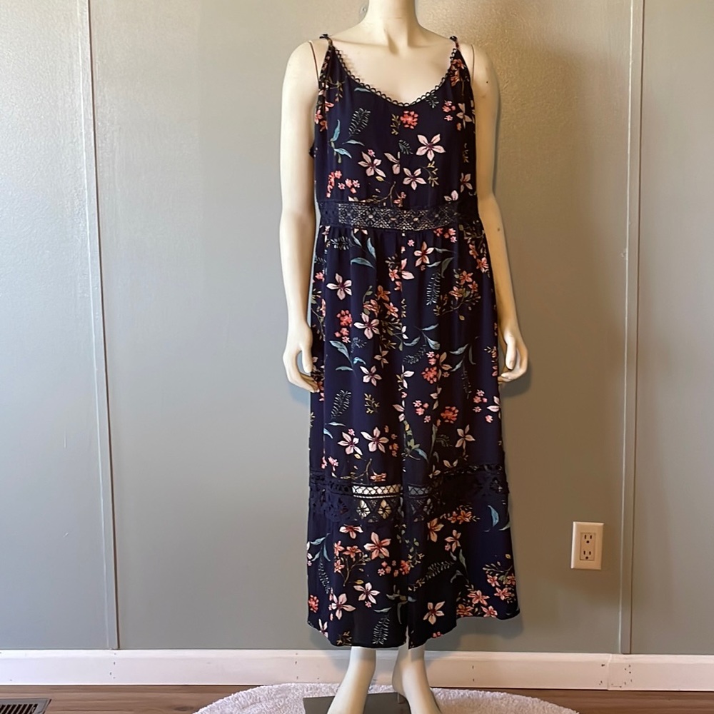 No brand, navy blue, floral, strap, long dress. Size 2XL